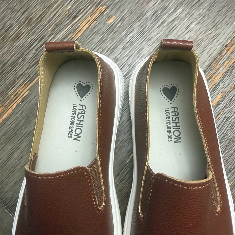 FASHION I LOVE YOUR SHOES casual slip-on loafers size 13(31) boys
